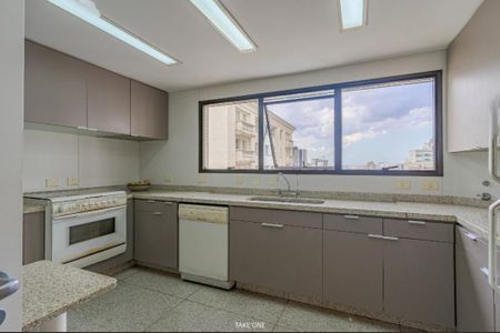 Apartamento à venda com 256m², 4 quartos e 6 vagas