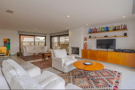 Apartamento à venda com 256m², 4 quartos e 6 vagas