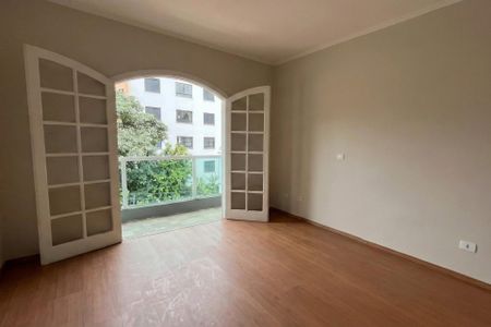 Casa à venda com 2 quartos, 153m² em Jardim Ester Yolanda, São Paulo