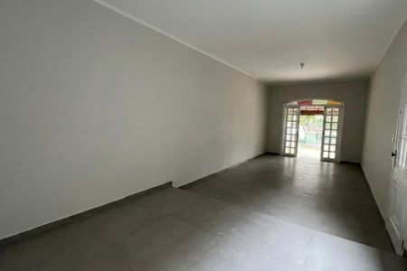 Casa à venda com 2 quartos, 153m² em Jardim Ester Yolanda, São Paulo