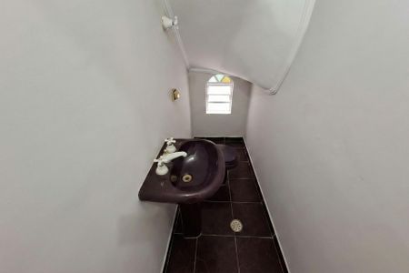 Casa à venda com 2 quartos, 153m² em Jardim Ester Yolanda, São Paulo