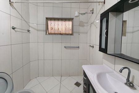 Casa para alugar com 70m², 2 quartos e 1 vaga Casa para alugar com 70m², 2 quartos e 1 vagaBanheiro
