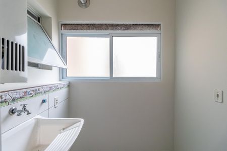 Apartamento para alugar com 66m², 2 quartos e 1 vaga