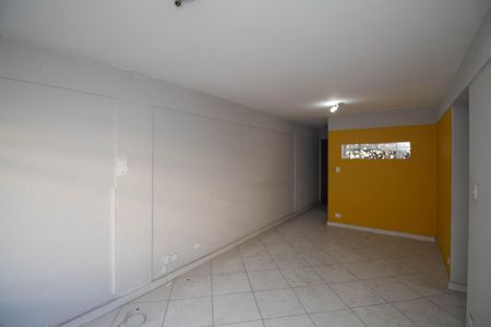 Sala  de apartamento à venda com 2 quartos, 61m² em Vila Nilo, São Paulo