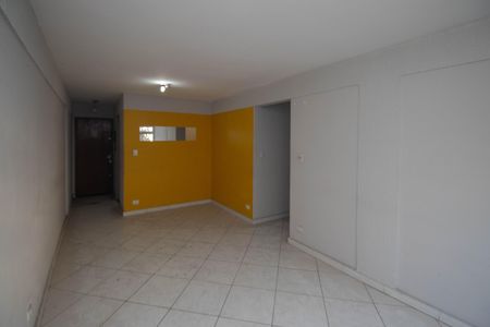 Sala  de apartamento à venda com 2 quartos, 61m² em Vila Nilo, São Paulo