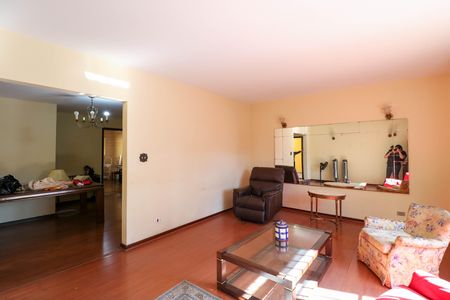 Sala de casa à venda com 3 quartos, 255m² em Campo Belo, São Paulo