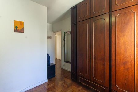 Apartamento à venda com 110m², 3 quartos e 2 vagas Apartamento à venda com 110m², 3 quartos e 2 vagasSuíte