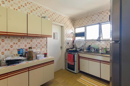 Apartamento à venda com 110m², 3 quartos e 2 vagas Apartamento à venda com 110m², 3 quartos e 2 vagasCozinha