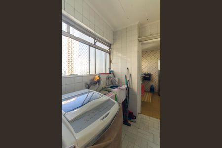 Apartamento à venda com 110m², 3 quartos e 2 vagas Apartamento à venda com 110m², 3 quartos e 2 vagasÁrea de Serviço
