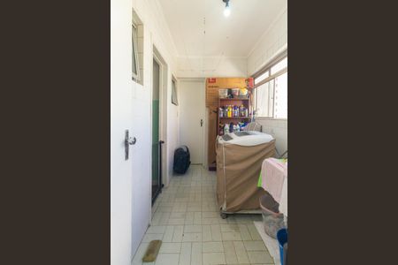 Apartamento à venda com 110m², 3 quartos e 2 vagas Apartamento à venda com 110m², 3 quartos e 2 vagasÁrea de Serviço