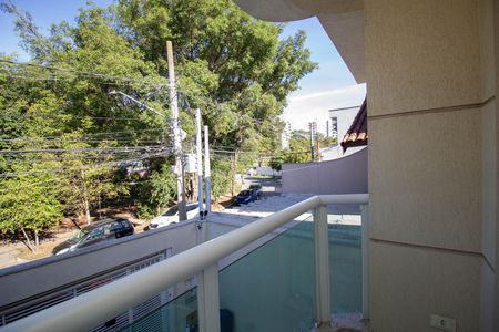 Casa para alugar com 149m², 3 quartos e 4 vagas Casa para alugar com 149m², 3 quartos e 4 vagasVaranda do Quarto 3