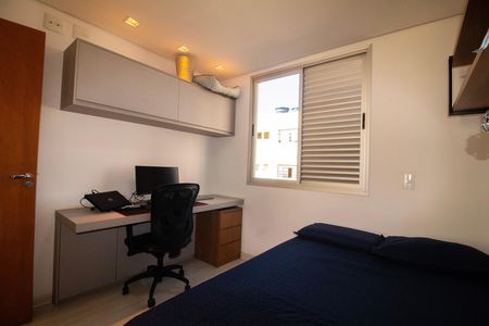 Apartamento à venda com 65m², 2 quartos e 2 vagas Apartamento à venda com 65m², 2 quartos e 2 vagasQuarto 02