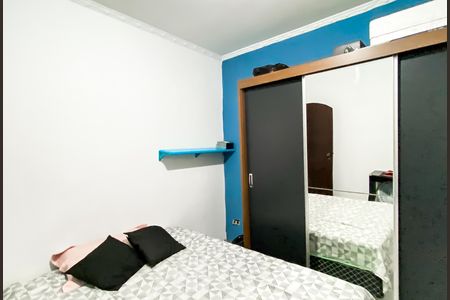 Casa à venda com 490m², 4 quartos e 2 vagas Casa à venda com 490m², 4 quartos e 2 vagasQuarto 2