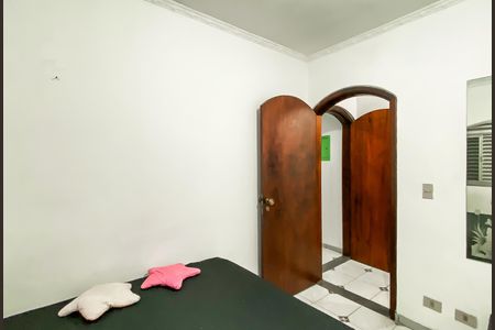 Casa à venda com 490m², 4 quartos e 2 vagas Casa à venda com 490m², 4 quartos e 2 vagasQuarto 1