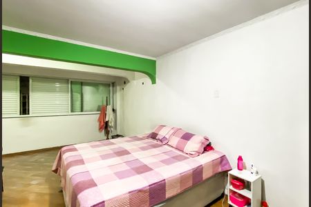 Casa à venda com 490m², 4 quartos e 2 vagas Casa à venda com 490m², 4 quartos e 2 vagasSuite