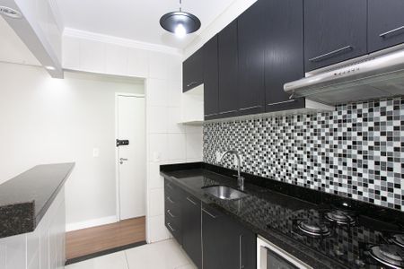 Apartamento à venda com 52m², 2 quartos e 1 vaga Apartamento à venda com 52m², 2 quartos e 1 vagaCozinha