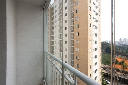 Apartamento à venda com 52m², 2 quartos e 1 vaga Apartamento à venda com 52m², 2 quartos e 1 vagaVaranda