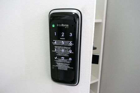 Apartamento à venda com 52m², 2 quartos e 1 vaga Apartamento à venda com 52m², 2 quartos e 1 vagaFechadura Eletrônica