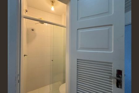 Apartamento para alugar com 140m², 3 quartos e 2 vagas