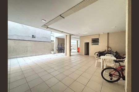 Apartamento para alugar com 140m², 3 quartos e 2 vagas