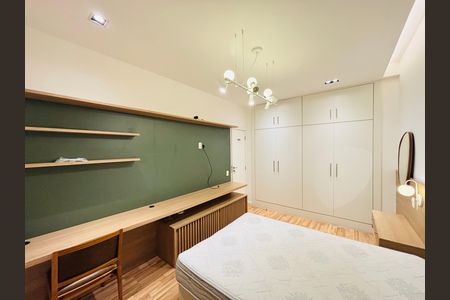 Apartamento para alugar com 140m², 3 quartos e 2 vagas