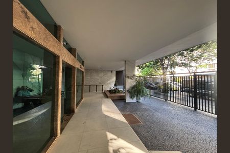Apartamento para alugar com 140m², 3 quartos e 2 vagas