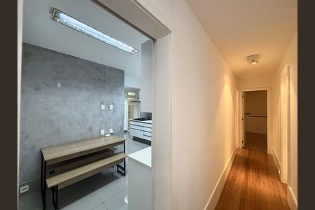 Apartamento para alugar com 140m², 3 quartos e 2 vagas