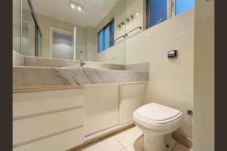 Apartamento para alugar com 140m², 3 quartos e 2 vagas