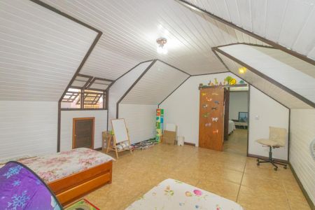 Casa à venda com 345m², 4 quartos e 2 vagas Casa à venda com 345m², 4 quartos e 2 vagasQuarto 3