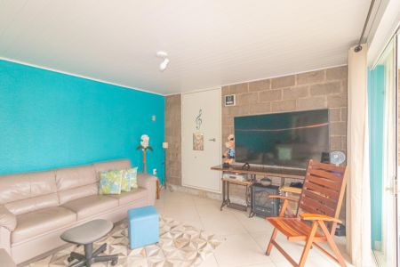 Casa à venda com 345m², 4 quartos e 2 vagas Casa à venda com 345m², 4 quartos e 2 vagasVaranda