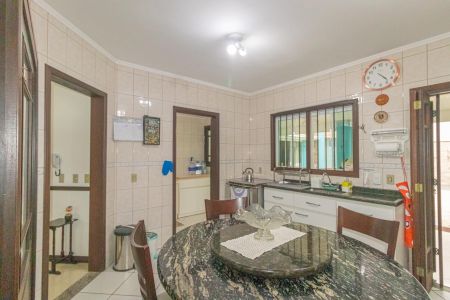 Cozinha de casa à venda com 4 quartos, 345m² em Marechal Rondon, Canoas