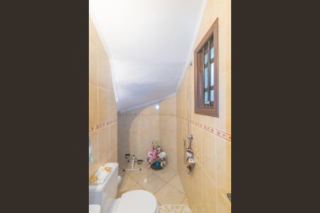 Casa à venda com 345m², 4 quartos e 2 vagas Casa à venda com 345m², 4 quartos e 2 vagasLavabo