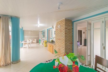 Varanda de casa à venda com 4 quartos, 345m² em Marechal Rondon, Canoas