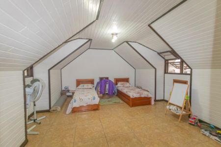 Casa à venda com 345m², 4 quartos e 2 vagas Casa à venda com 345m², 4 quartos e 2 vagasQuarto 3