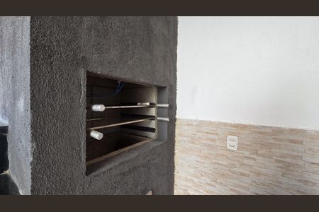 Casa à venda com 200m², 3 quartos e 2 vagas Casa à venda com 200m², 3 quartos e 2 vagasChurrasqueira Terraço