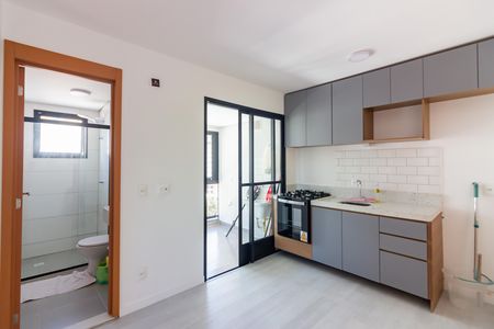 Sala e Cozinha  de apartamento para alugar com 2 quartos, 38m² em Centro, Osasco