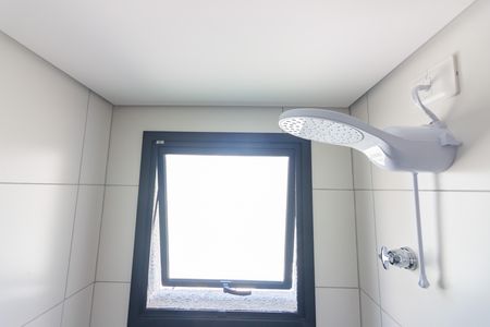 Apartamento para alugar com 38m², 2 quartos e 1 vaga Apartamento para alugar com 38m², 2 quartos e 1 vagaBanheiro
