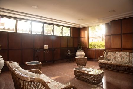 Apartamento à venda com 77m², 3 quartos e 1 vagaHall social