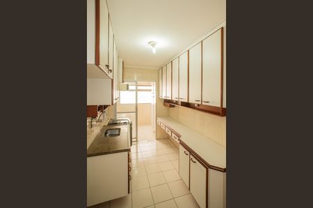 Apartamento à venda com 77m², 3 quartos e 1 vaga Apartamento à venda com 77m², 3 quartos e 1 vagaCozinha
