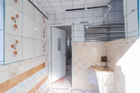 Casa para alugar com 30m², 1 quarto e sem vaga Casa para alugar com 30m², 1 quarto e sem vagaÁrea de Serviço