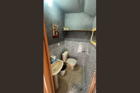 Casa para alugar com 90m², 3 quartos e 1 vaga Casa para alugar com 90m², 3 quartos e 1 vagaBanheiro