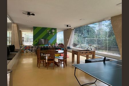 Apartamento para alugar com 130m², 3 quartos e 1 vaga Apartamento para alugar com 130m², 3 quartos e 1 vagaSala de Jogos