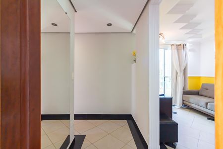 Apartamento para alugar com 62m², 2 quartos e 1 vaga Apartamento para alugar com 62m², 2 quartos e 1 vagaHall