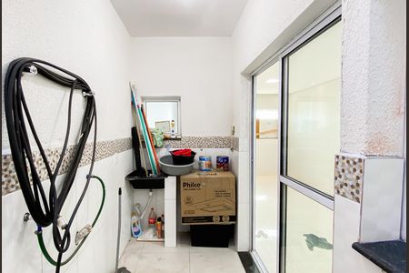 Casa de condomínio à venda com 76m², 2 quartos e 2 vagas Casa de condomínio à venda com 76m², 2 quartos e 2 vagasÁrea de Serviço