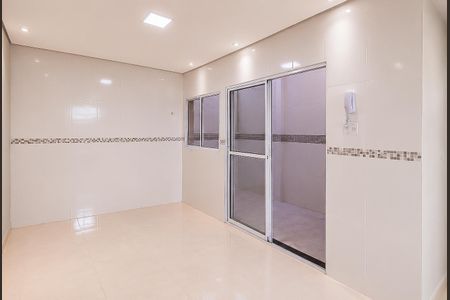 Casa de condomínio à venda com 76m², 2 quartos e 2 vagas Casa de condomínio à venda com 76m², 2 quartos e 2 vagasCozinha