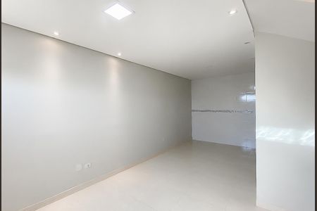 Sala de casa de condomínio à venda com 2 quartos, 76m² em Vila Marieta, São Paulo