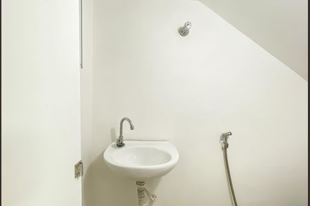 Casa de condomínio à venda com 76m², 2 quartos e 2 vagas Casa de condomínio à venda com 76m², 2 quartos e 2 vagasLavabo