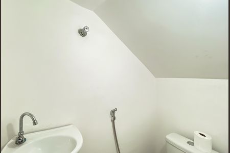Casa de condomínio à venda com 76m², 2 quartos e 2 vagas Casa de condomínio à venda com 76m², 2 quartos e 2 vagasLavabo