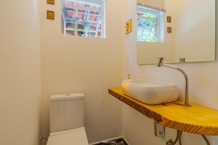 Casa de condomínio à venda com 347m², 3 quartos e 2 vagas