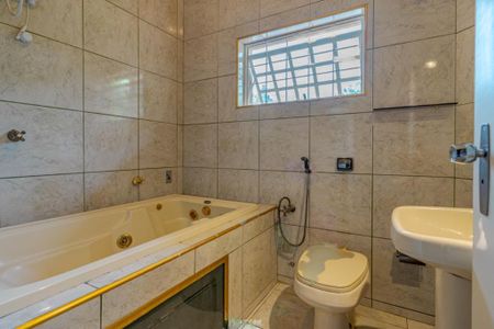 Casa de condomínio à venda com 347m², 3 quartos e 2 vagas